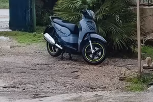 aprilia scarabeo 200