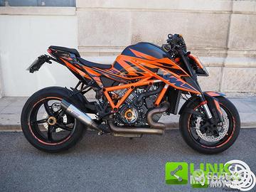 KTM 1290 Super Duke R Naked