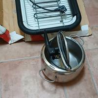 Pentola a pressione e bistecchiera elettrica