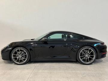 Porsche 911 (992) - 2022