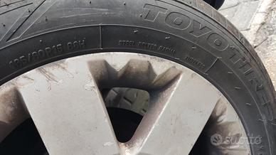 4 pneumatici estivi 185/60/15