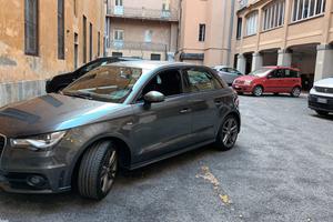 Audi A1 1.6 TDI 90 CV - S LINE