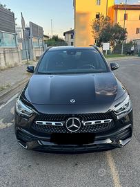 Mercedes-Benz GLA 200d – Night Package | AMG Line