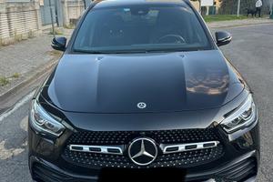 Mercedes-Benz GLA 200d – Night Package | AMG Line