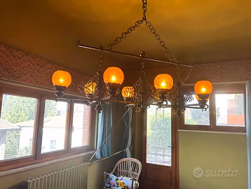 Lampadario Scultoreo a Bilancere in Ferro Battuto