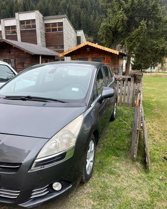 Pegeout 5008