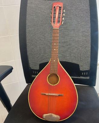 MANDOLINO