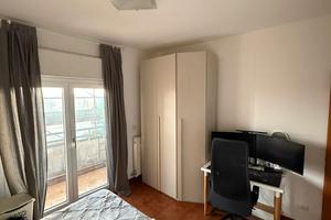 Camera con bagno e balcone EUR torrino