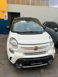 Fiat 500 L del 2016 per ricambi