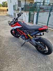 Ducati Hypermotard 950