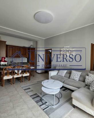 Appartamento di 110 m² con 4 locali e box auto a V