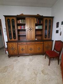 Credenza in legno di noce