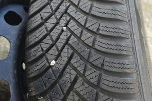 GOMME INVERNALI HANKOOK 195/65R15 91T CON CERCHI