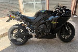 Yamaha r1 big bang