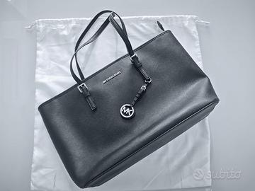 Borsa Michael Kors Jet Set Travel tote Nera