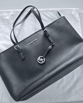 Borsa Michael Kors Jet Set Travel tote Nera