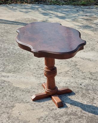 tavolo in legno di mogano