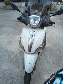 Piaggio Medley  s 125