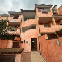 Appartamento al secondo piano con terrazzino