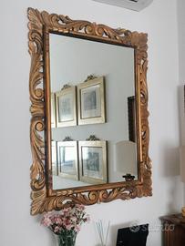 Specchio dorato antico