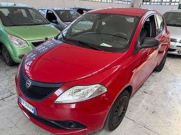 Lancia Ypsilon 1.2 69 CV 5 porte S&S Platinum