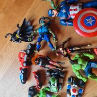 giocattoli super eroi ect 