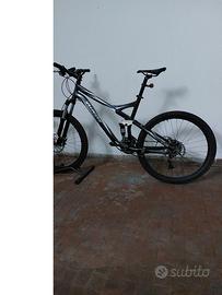 Mountain Bike Specialized