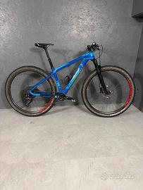 Wilier 501XN tg S 29” carbonio con cerchi in carbo
