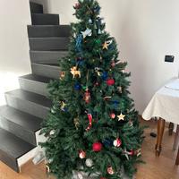 Albero di natale con luci