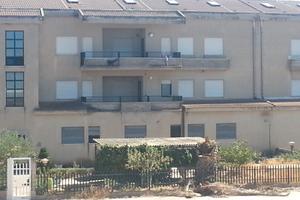 Intera proprieta' 350 mq ( 1 appart + 1 loc. Comm)