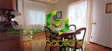 Villa con due appartamenti