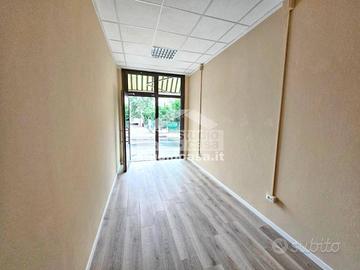 A 500 mt dalla stazione dei treni proponiamo local