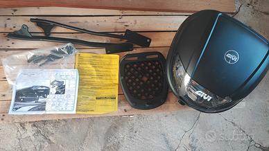 Baule Givi Honda Hornet 600