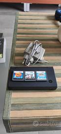 Nintendo DSi con giochi 