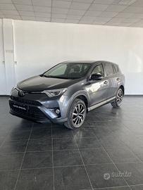 Toyota RAV4 Rav4 2.0 d-4d Lounge 2wd mt my17