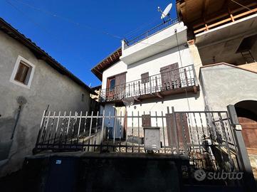 CASA SEMINDIPENDENTE A QUAGLIUZZO