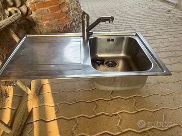 Lavandino cucina smeg