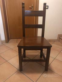 4 Sedie in legno massello
