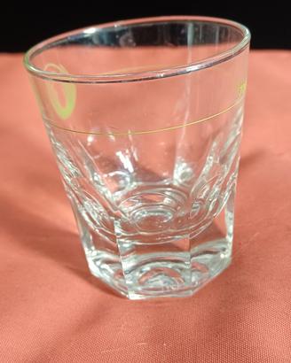 bicchierino da liquore in vetro con decoro verde