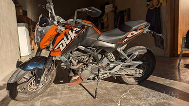 KTM 125 Duke targa RSM