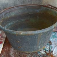 Secchio di rame vintage