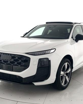 AUDI Q3 Sportback 1.5 tfsi mhev S line edition 150