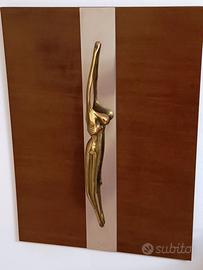 Crocifisso parete Cristo PEX In ottone stilizzato