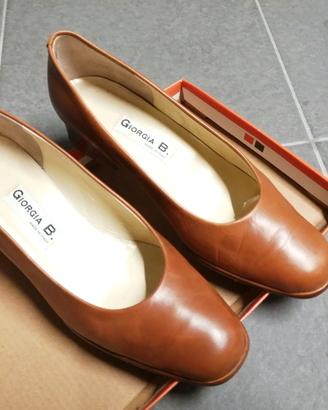Décolleté scarpe con tacco basso Giorgia B. in ver