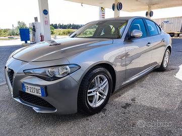 Alfa Romeo Giulia 2.2 diesel 100mila km