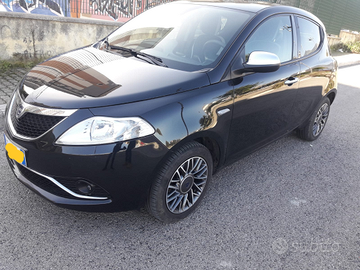 Lancia Ypsilon 1.2 benzina e gpl 69 cv Platinum