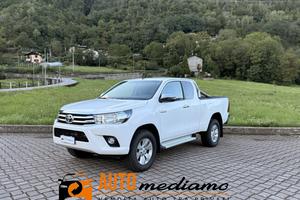 TOYOTA Hilux 2.4 D-4D 4WD 2p. EXTRA CAB CAMERA SEN