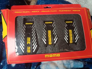pedali sportivi auto