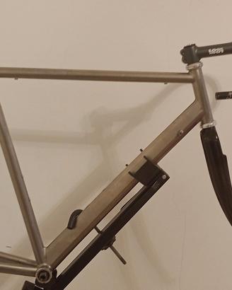 kit telaio nevi in titanio 56x55 forcella Carbonio