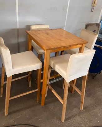 Tavolo bar Ikea con 4 sedie